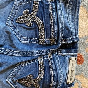 Rock revival jeans